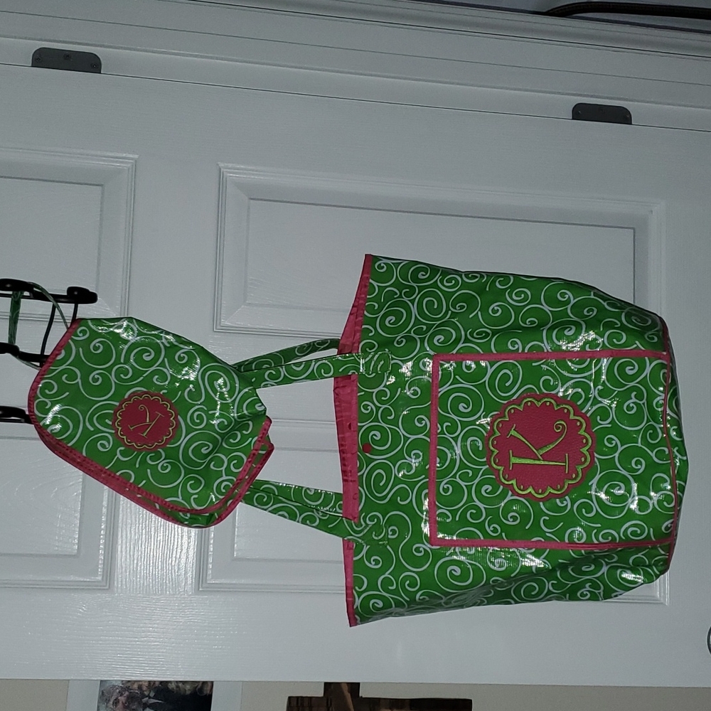Mainstreet Collection Tote And Toiletry Bag